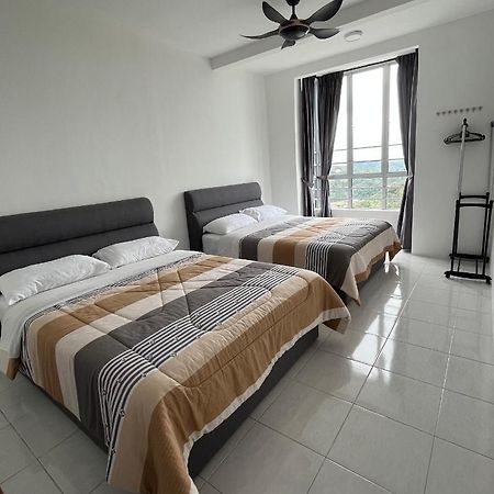 Cameron 1Room Apartment @ Emerald Avenue ברינצ'אנג מראה חיצוני תמונה