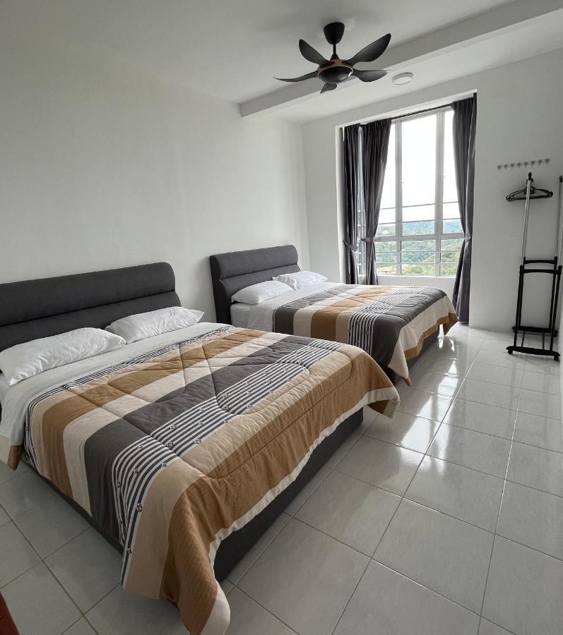 Cameron 1Room Apartment @ Emerald Avenue ברינצ'אנג מראה חיצוני תמונה
